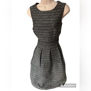 Women’s small black cocktail dress forever 21